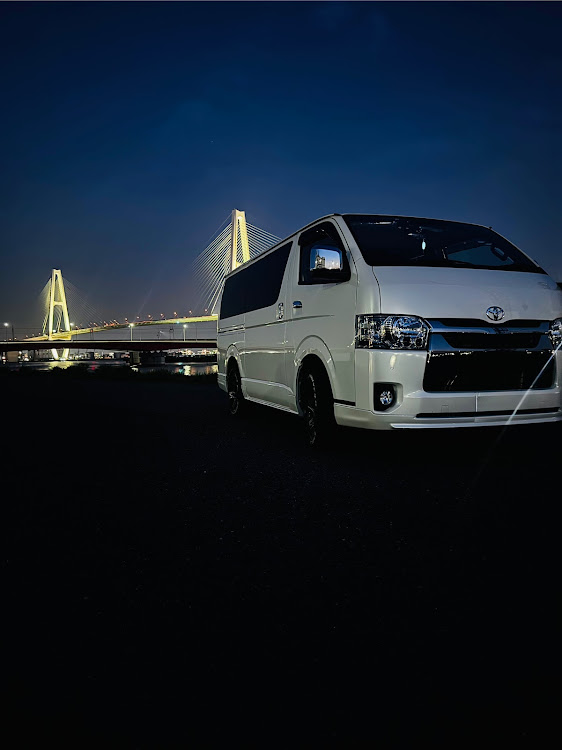 ハイエースの夜景・夜景と愛車・夜景スポット・名古屋港・ハイエースオーナーと繋がりたいに関するカスタム事例の投稿画像2枚目