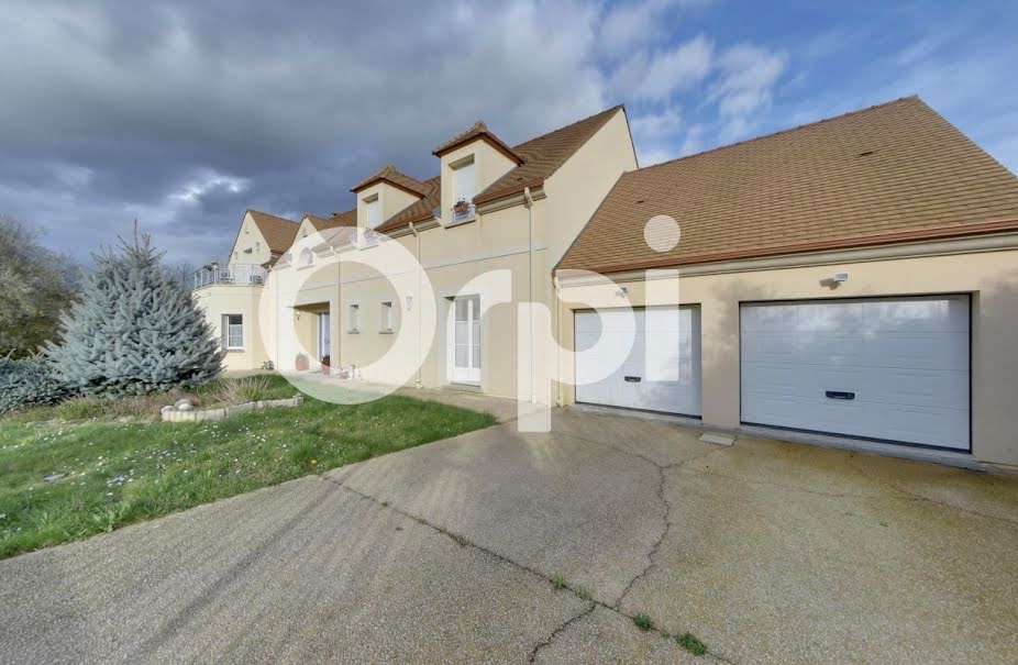 Vente maison 8 pièces 350 m² à Lagny-le-Sec (60330), 750 000 €