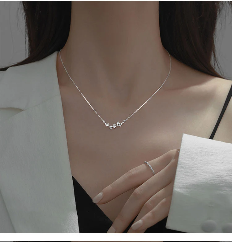 Ginkgobladeren ketting dames S925 Sterling Zilver, lichte luxe hanger, minimalistisch design voor een subtiele, elegante uitstraling.