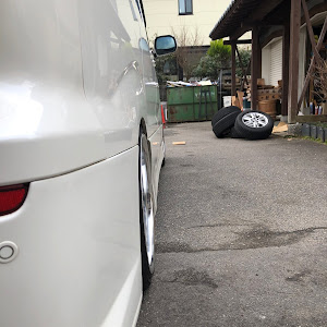 アルファード ATH10W