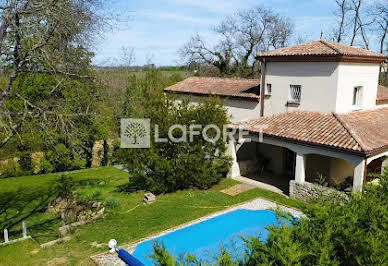 House with pool and terrace 1