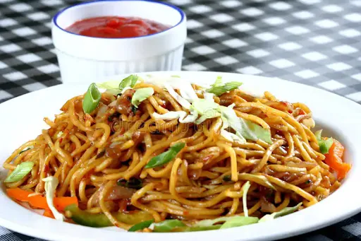 Paneer Chowmein With Veg Grilled Sandwich
