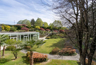 House with terrace 1