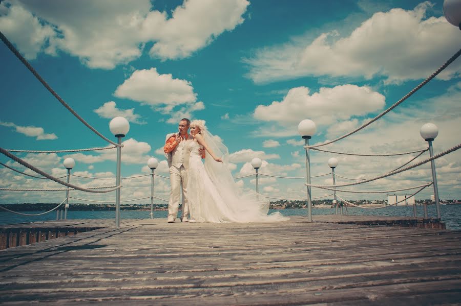 Fotógrafo de bodas Nina Chepkasova (ninach). Foto del 25 de junio 2013