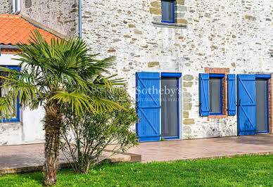 Propriété avec piscine en bord de mer 4