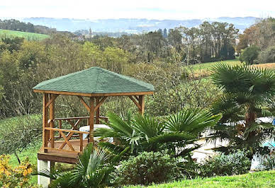 Villa avec piscine et terrasse 11