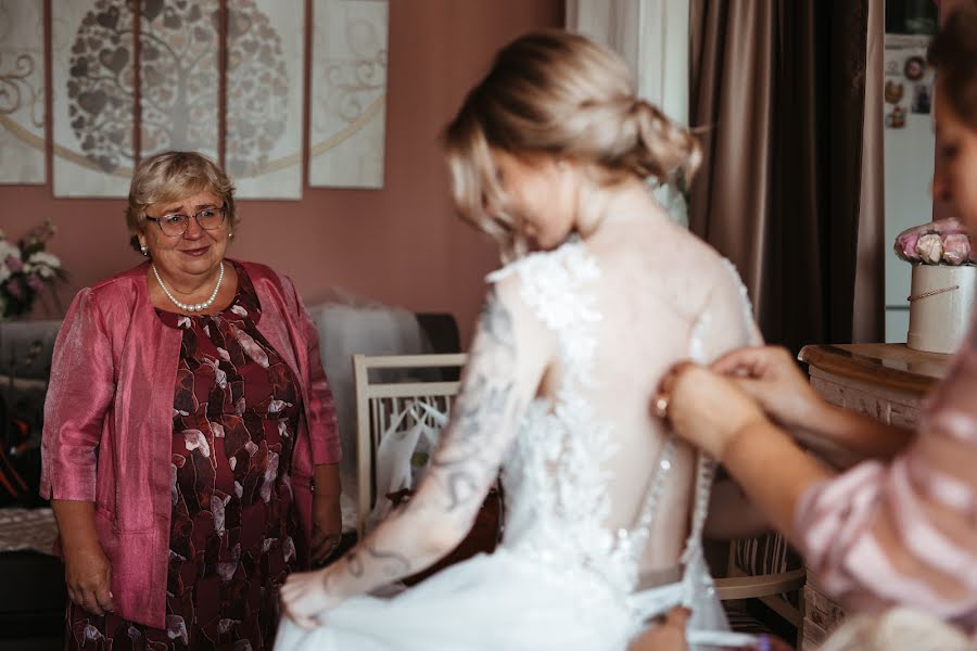 Fotógrafo de casamento Natasha Petrunina (damina). Foto de 15 de agosto 2021