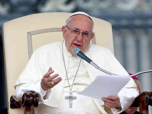 Pope Francis speaks as he leads the weekly audience in Saint Peter's Square at the Vatican September 21, 2016. /REUTERS