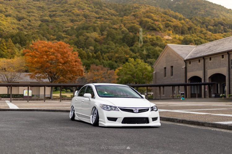 シビックタイプRのこしび・撮影会・乗ってる車の長所と短所・コラボ・まあまたしよやに関するカスタム事例の投稿画像1枚目
