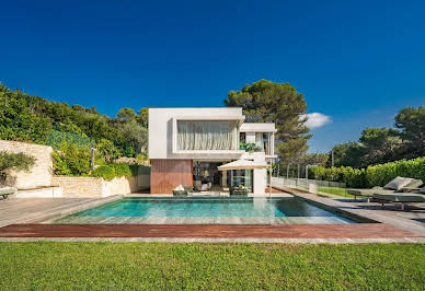 Villa avec piscine 2