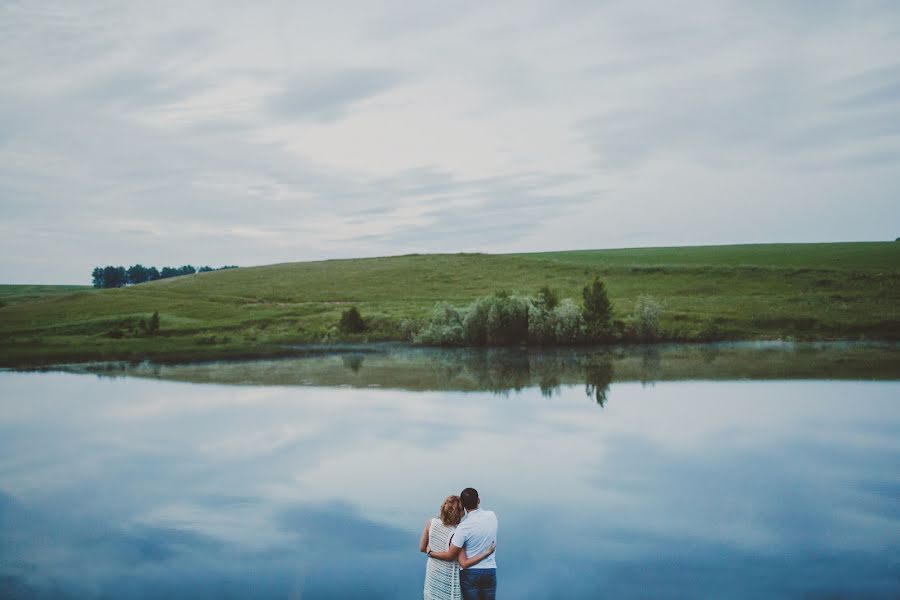 Wedding photographer Sveta Malysheva (svetlay). Photo of 14 June 2015