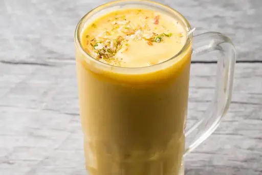 Kesar Elaichi Ice Cream Shake