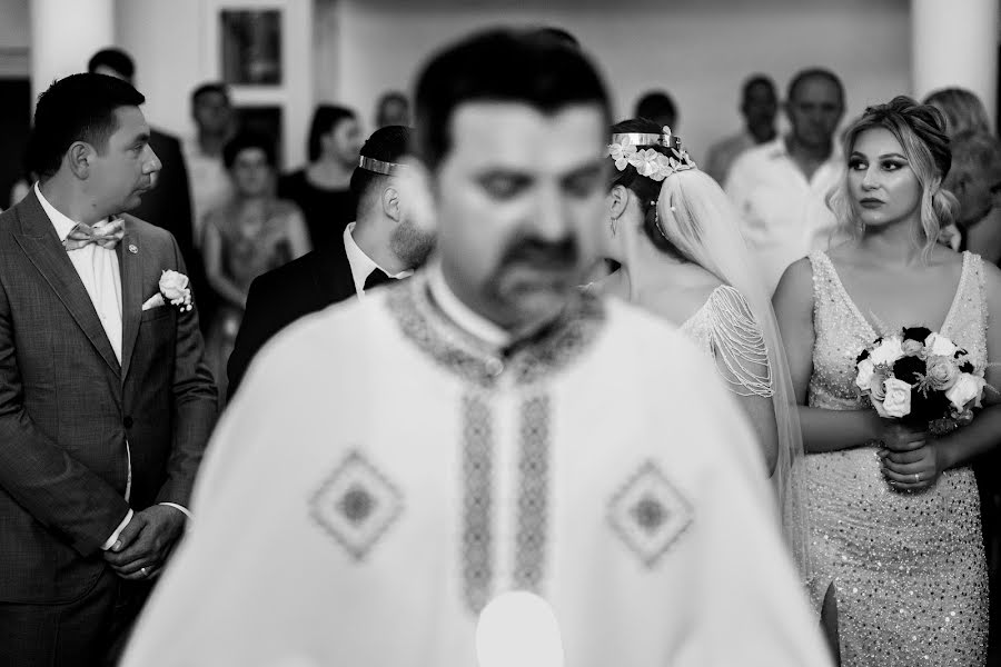Fotografer pernikahan Daniel Dumbrava (dumbrava). Foto tanggal 1 Januari 2023