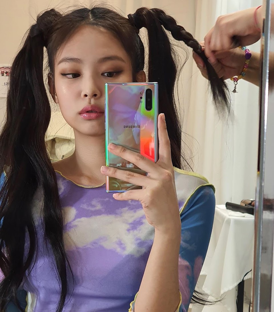 20 Times Blackpinks Jennie Posted Mirror Selfies Proving Shes The 