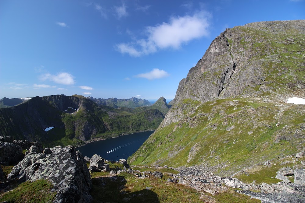 Достижение Hygge (острова Senja, Vesteralen и Lofoten в июле-августе 2019)