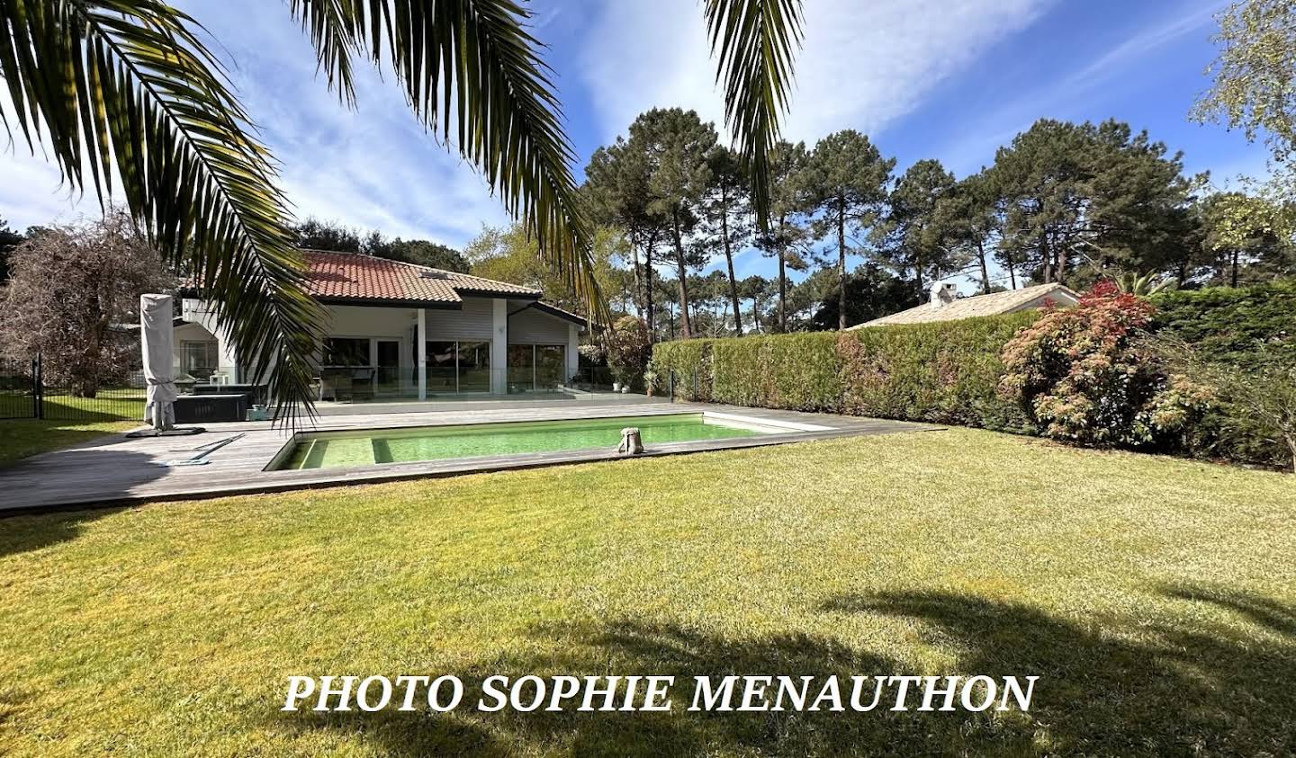 Maison avec piscine et terrasse Seignosse