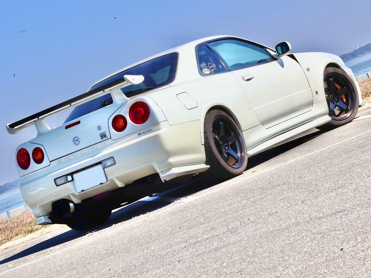 スカイライン GT-Rの34の日・使い回し画像・グランツーリスモ7発売日・3月もよろしくお願いします・ソーラーパネルとコラボに関するカスタム事例の投稿画像2枚目