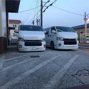 ハイエースバン