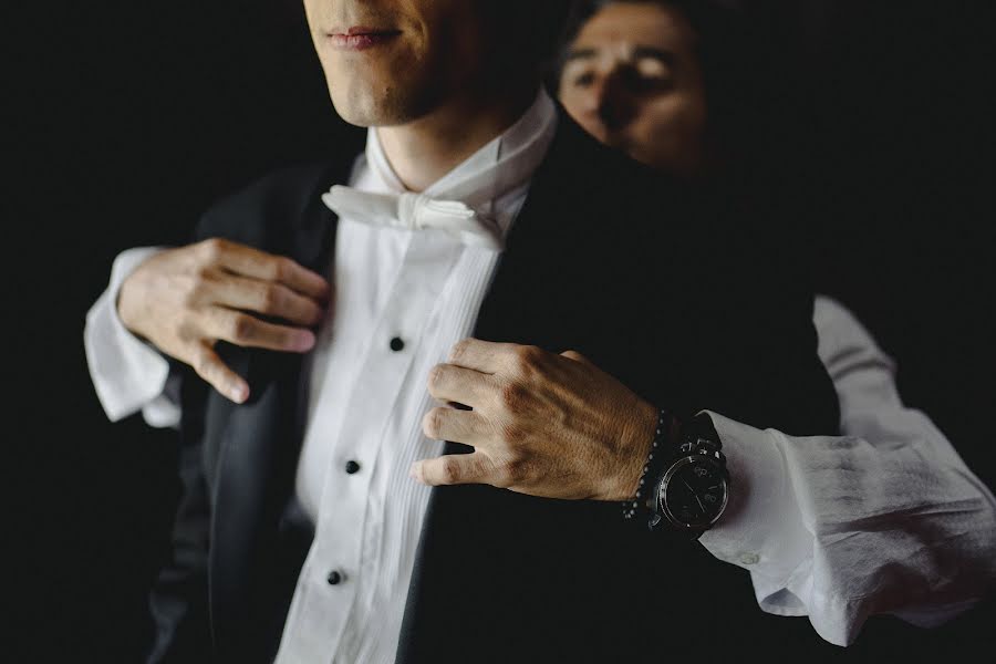 Fotografo di matrimoni Carlos Carnero (carloscarnero). Foto del 12 agosto 2019