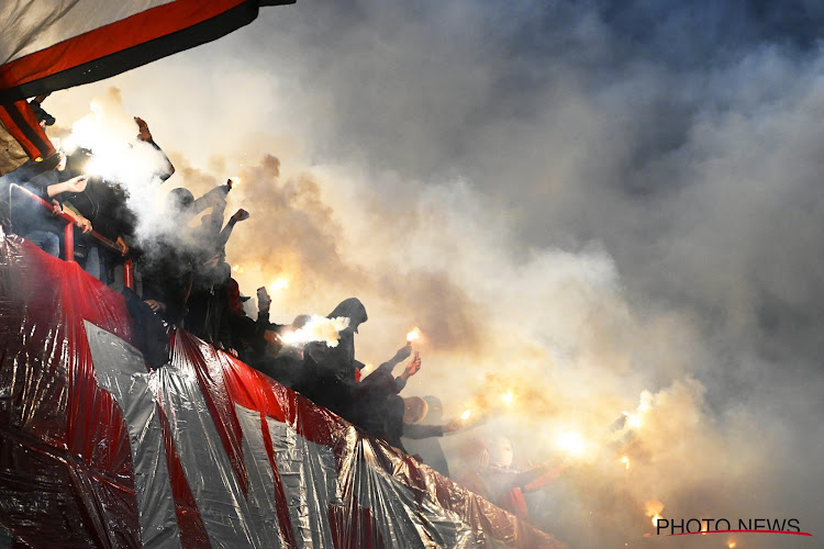 📷 Rellen tussen de fans van Anderlecht en Standard breken uit