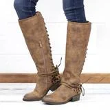 Stivali stringati da donna, un classico intramontabile per camminare con stile e comfort. Trova il modello perfetto per ogni outfit e occasione.