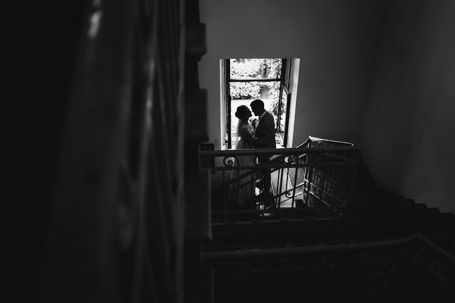 Wedding photographer Aleksandr Berezhnov (berezhnov). Photo of 16 June 2017