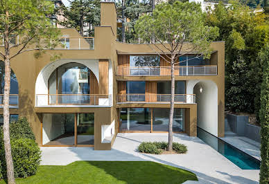 Maison avec jardin et terrasse 17