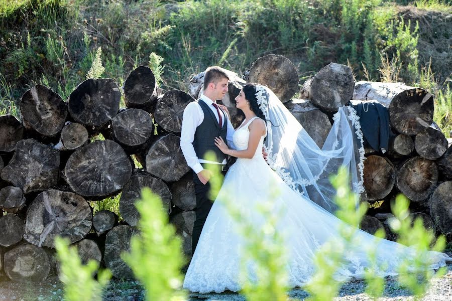 Fotografo di matrimoni Selma Helvacı Atar (selmahelvaciatar). Foto del 12 luglio 2020