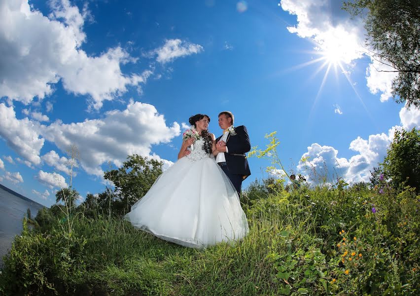 Fotógrafo de casamento Sergey Zhegalov (zhegalovs). Foto de 30 de julho 2015