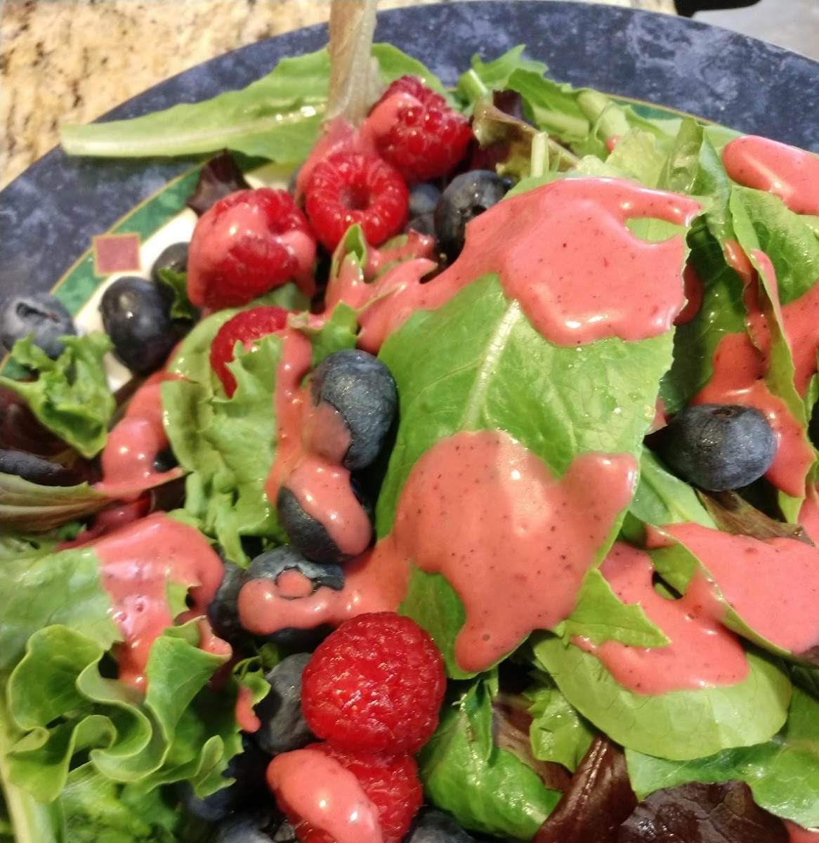 Berry Spinach Salad