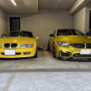 M4 クーペ F82