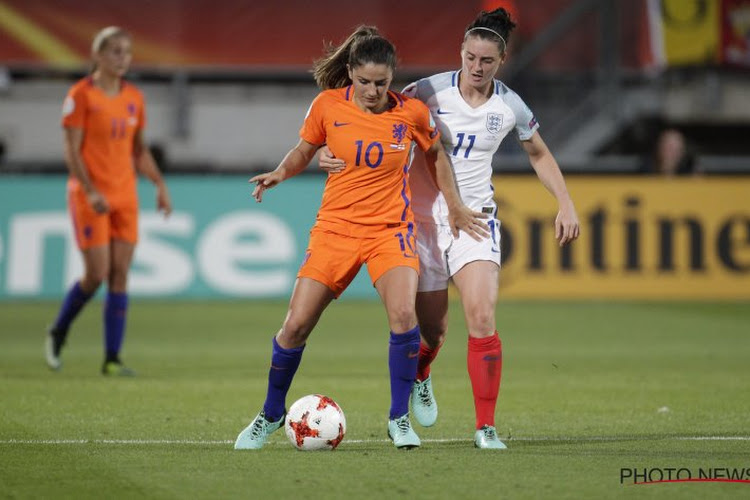 🎥 Oranje Leeuwinnen willen van 100e interland Daniëlle van de Donk feest maken