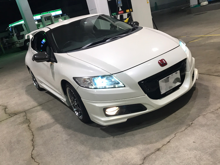 CR-Zの洗車・CR-Z・ワックス掛け・ガソスタは盛れるに関するカスタム事例の投稿画像1枚目