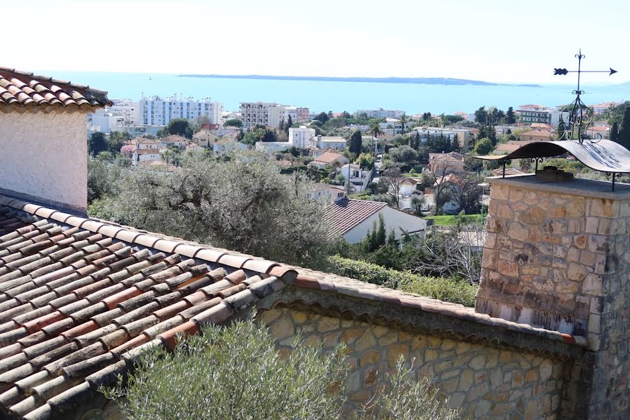 Vente villa 7 pièces 256 m² à Antibes (06600), 1 890 000 €