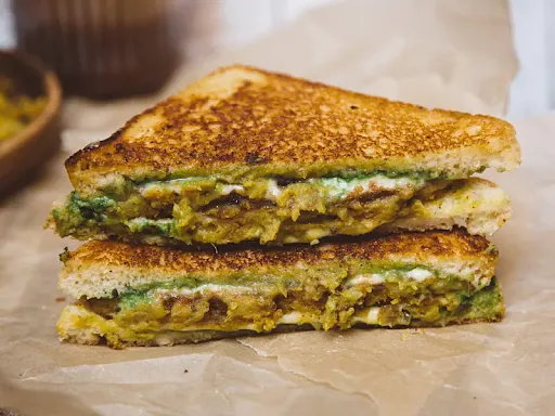 Samosa Grilled Sandwich