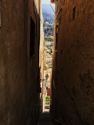 Positano colpisce profondamente di katia_meloro