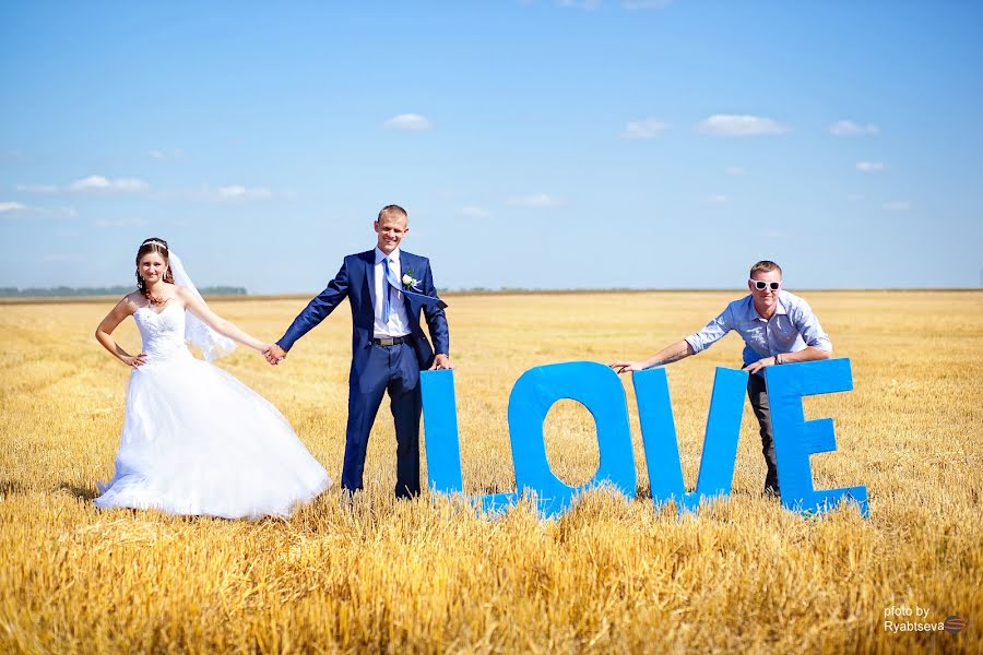 Wedding photographer Sergey Ryabcev (sergo-13). Photo of 7 August 2014