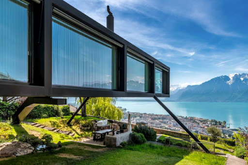 Maison avec jardin et terrasse 1