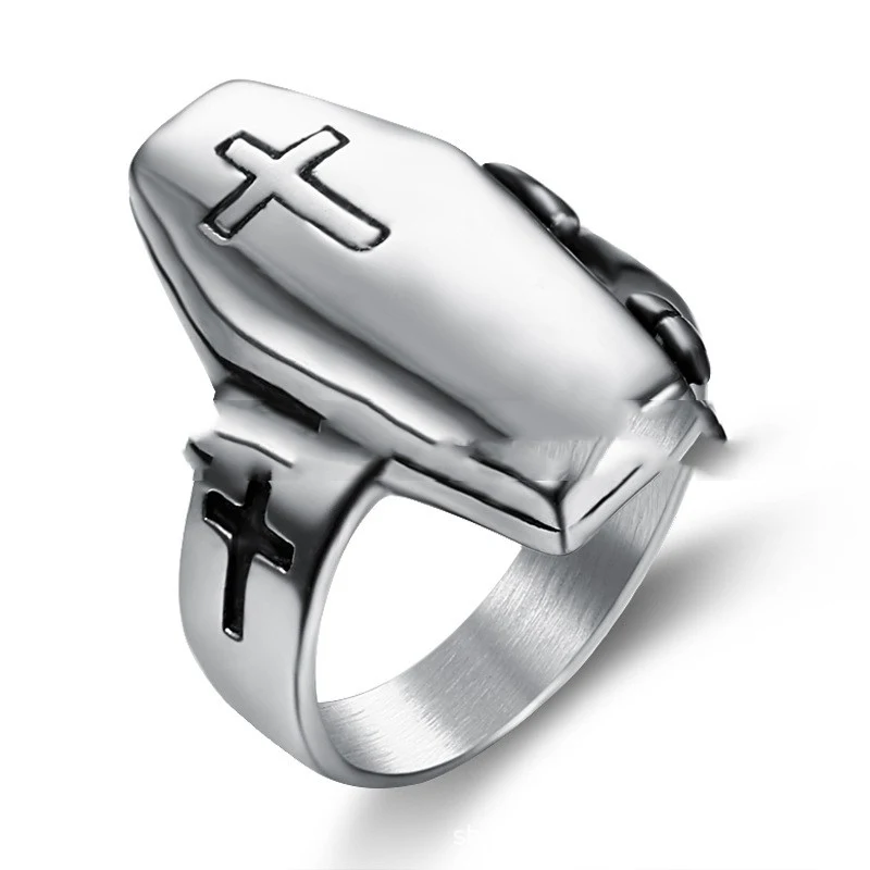 Retro Zombie Kist Kruis Ring Roestvrij Staal Persoonlijkheid. Gotische ring voor een unieke uitstraling, perfect voor liefhebbers van edgy sieraden.