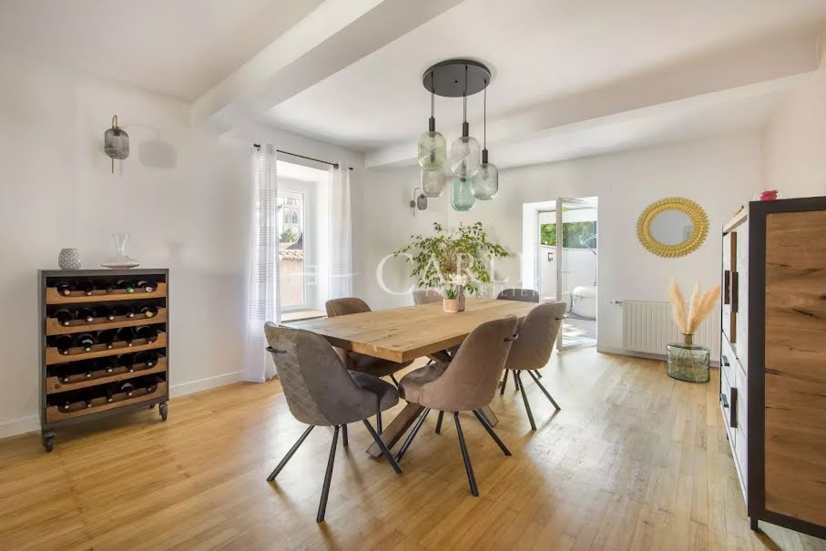 Vente maison 7 pièces 201 m² à Saint-Laurent-de-Mure (69720), 699 000 €