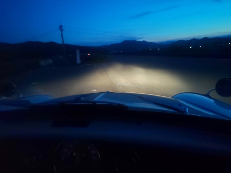 ミニ1.3のローバーミニ  1.3・ヘッドランプ交換・配光が残念（泣）・ルーカス・スリーポイント・KOITO ヘッドランプユニットに関するカスタム事例の投稿画像10枚目