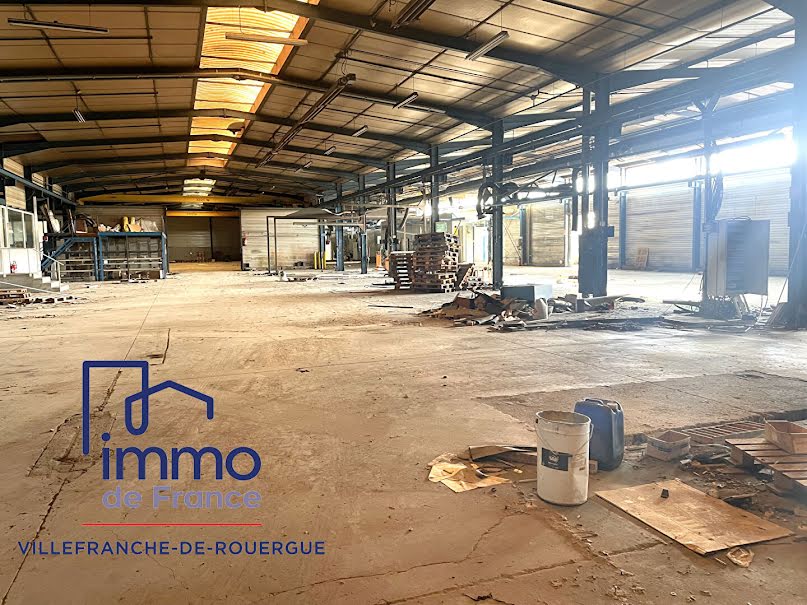 Vente locaux professionnels  4612 m² à Villefranche-de-Rouergue (12200), 840 000 €