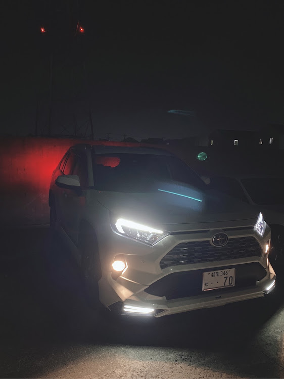 RAV4のrav4・RAV4モデリスタ・初投稿に関するカスタム事例の投稿画像2枚目