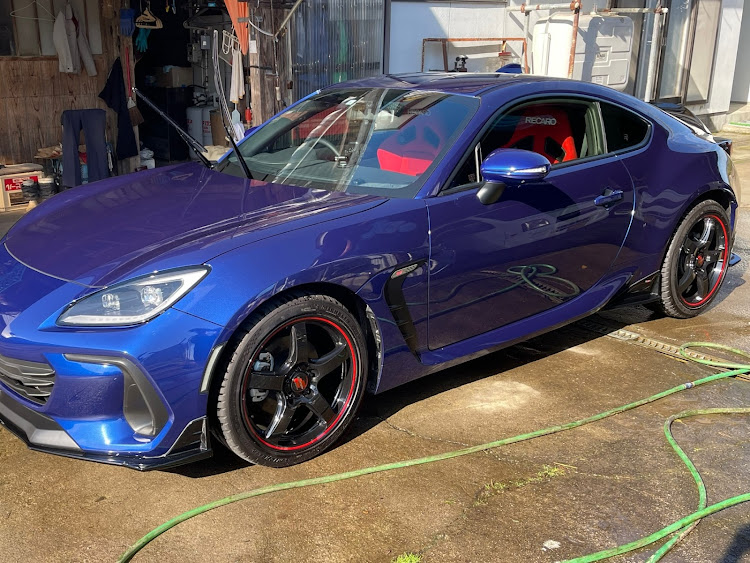 BRZの11月もよろしくお願いします・BRZ冬眠・春まで投稿はないかも・洗車・出稼ぎに関するカスタム事例の投稿画像1枚目