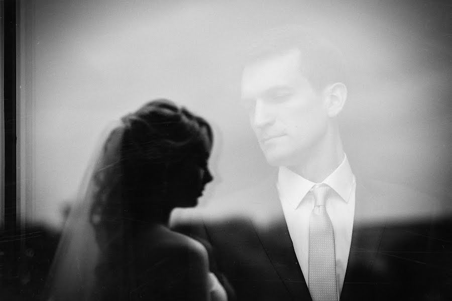 Wedding photographer Oleksandr Yakonyuk (sanni). Photo of 23 October 2015