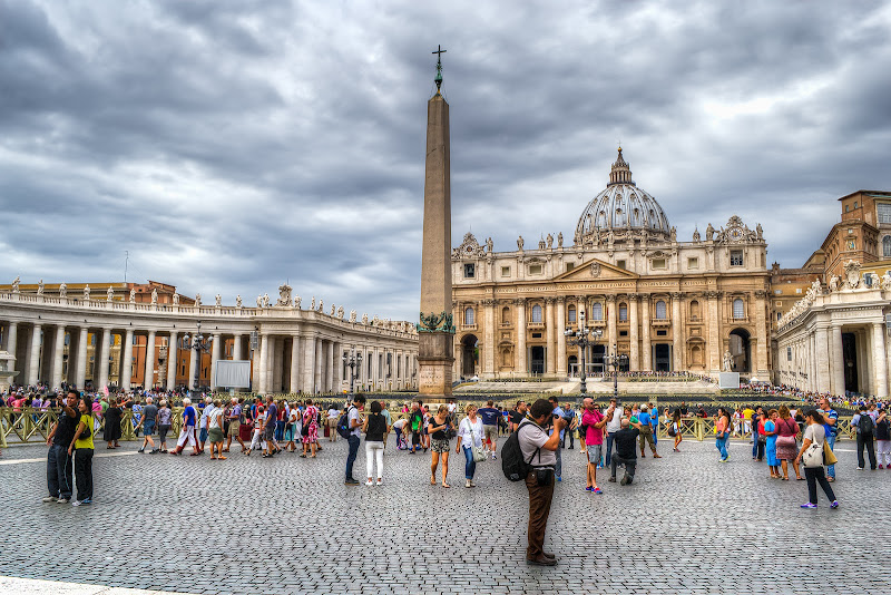 Uno di noi a San Pietro di Rob '75