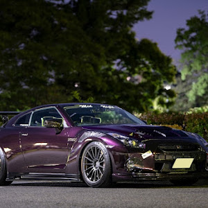 NISSAN GT-R R35