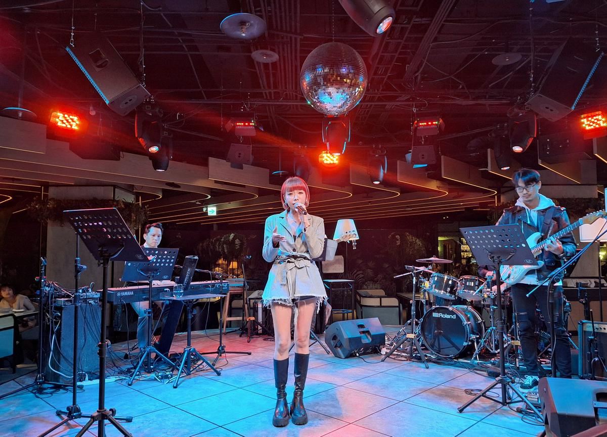 【美食】「Oxi oyster & wine live ho