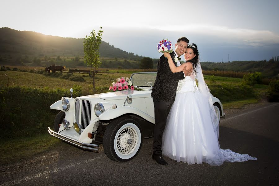 Wedding photographer Lungu Ionut (ionutlungu). Photo of 27 October 2015