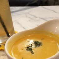 雨人麵包餐館 Rain man Boulangerie Bistro